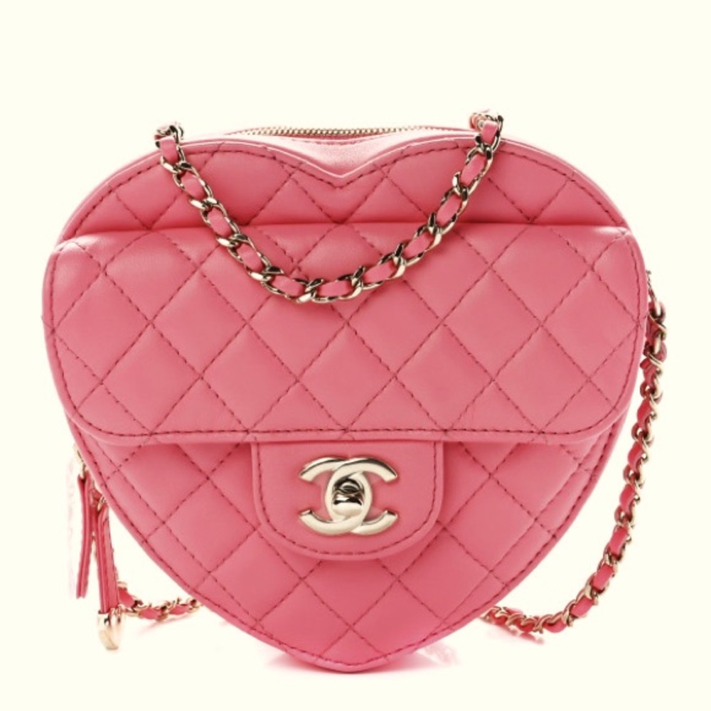 Chanel - CC in Love Heart Bag Quilted Lambskin